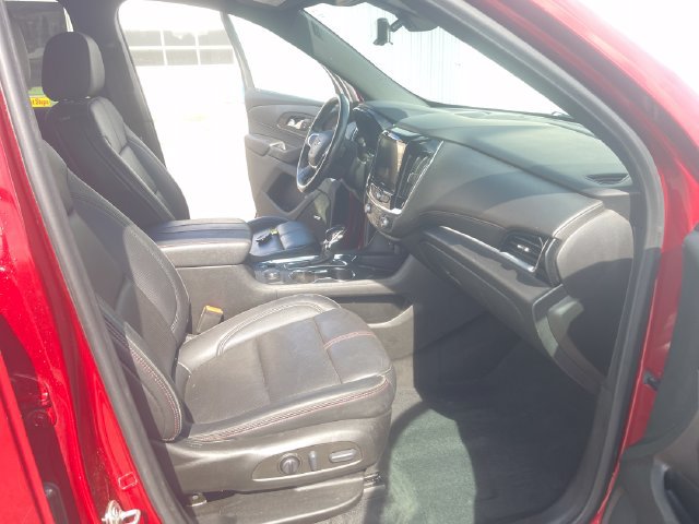Used 2022 Chevrolet Traverse RS AWD/4WD image 35