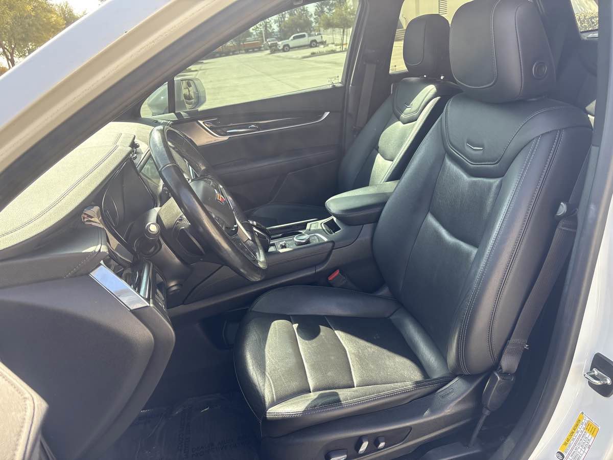 Used 2020 Cadillac XT5 Premium Luxury image 22