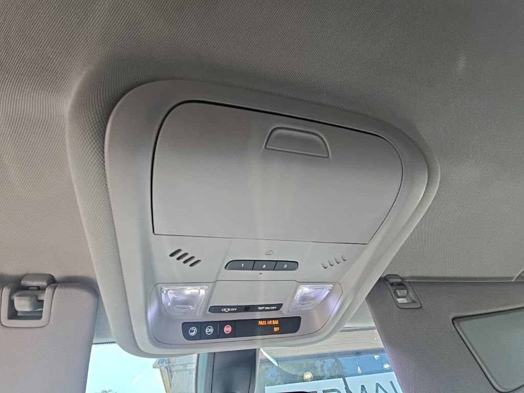 Used 2019 Chevrolet Equinox LT AWD/4WD image 25