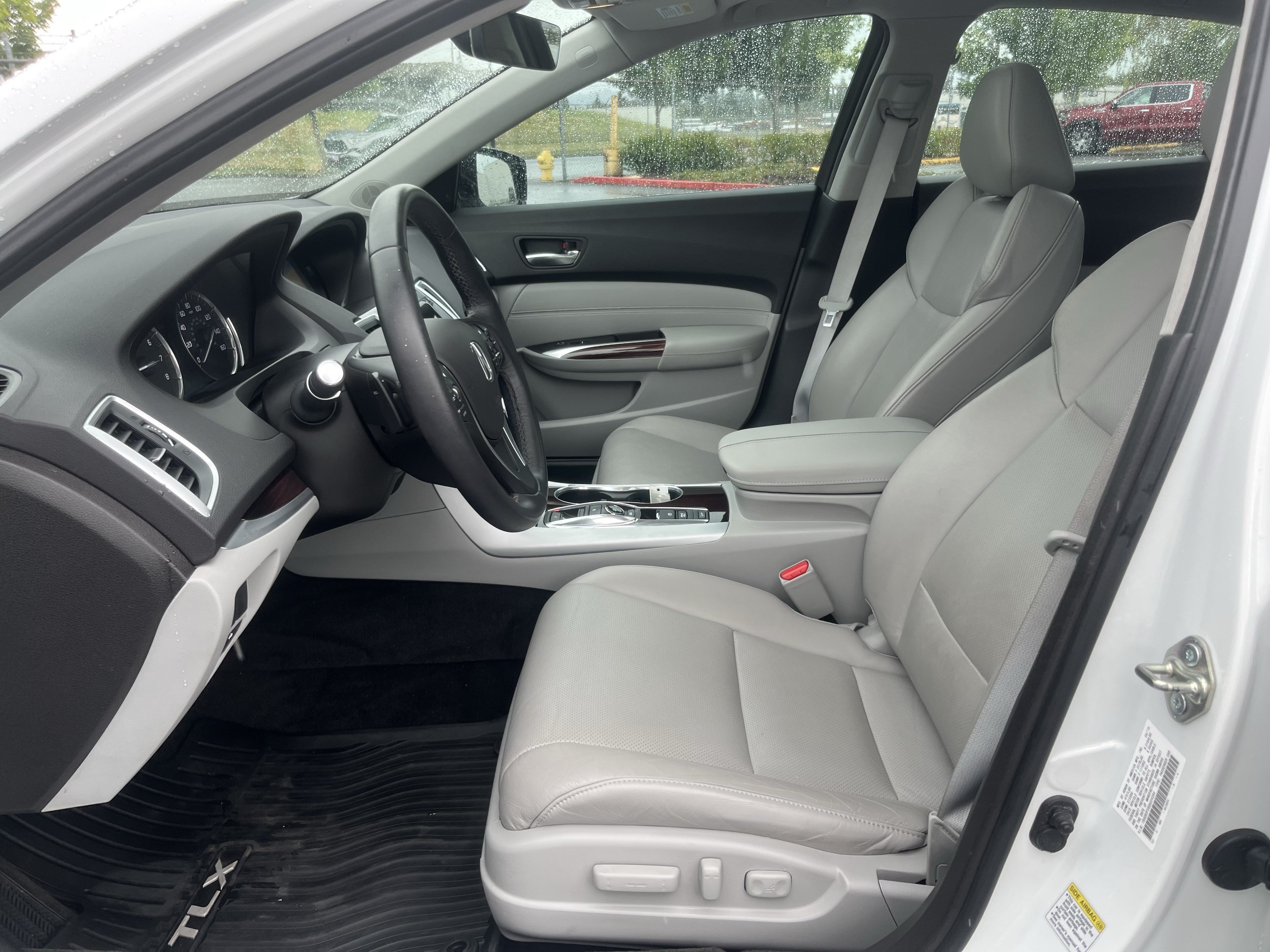 Used 2016 Acura TLX V6 SH-AWD w/ Technology Pkg image 10
