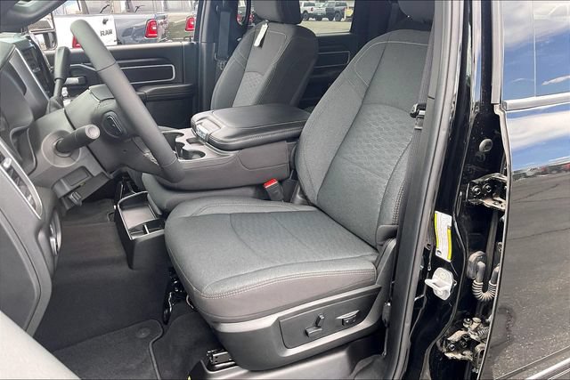 Used 2025 RAM 2500 Big Horn AWD/4WD image 27
