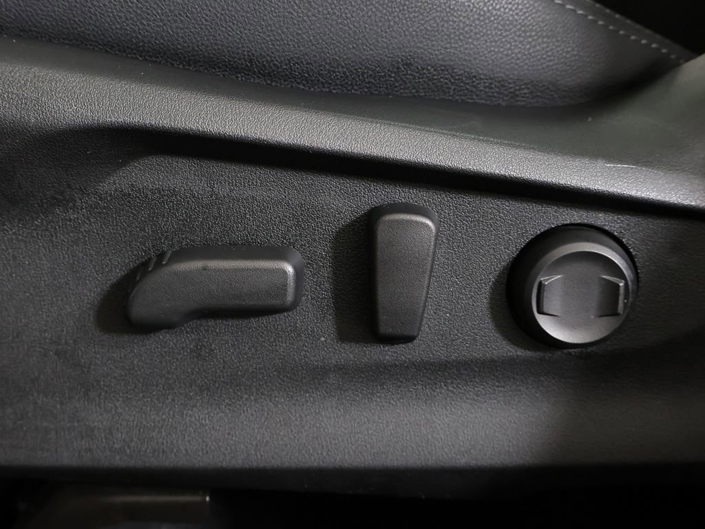 Used 2024 Subaru Forester Premium image 35