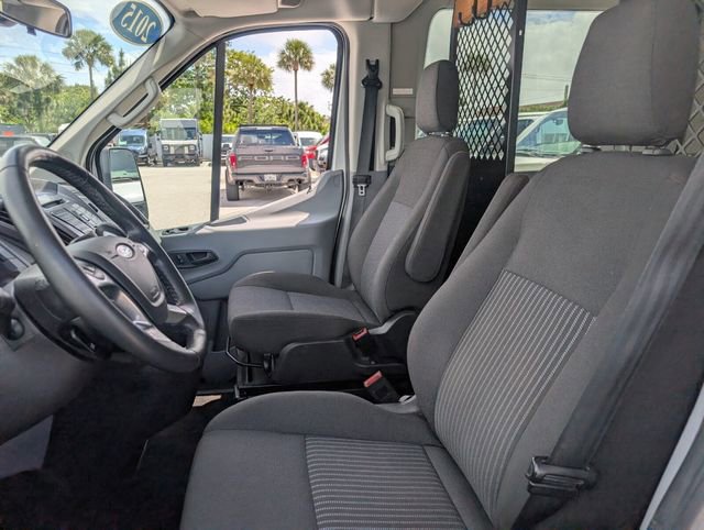 Used 2015 Ford Transit 150 XLT image 5