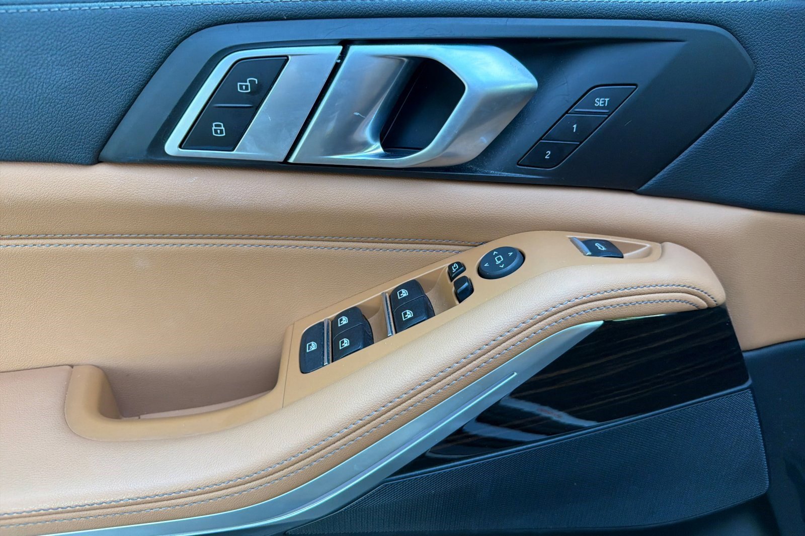 Certified 2023 BMW X5 xDrive40i w/ Premium Package image 12