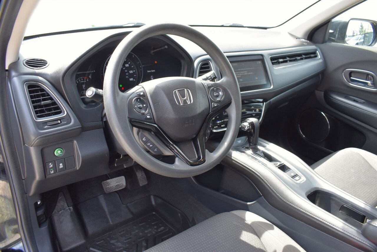 Used 2020 Honda HR-V EX image 3