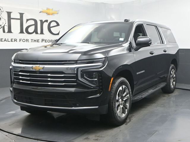 Used 2025 Chevrolet Suburban LT w/ Comfort Package AWD/4WD image 35