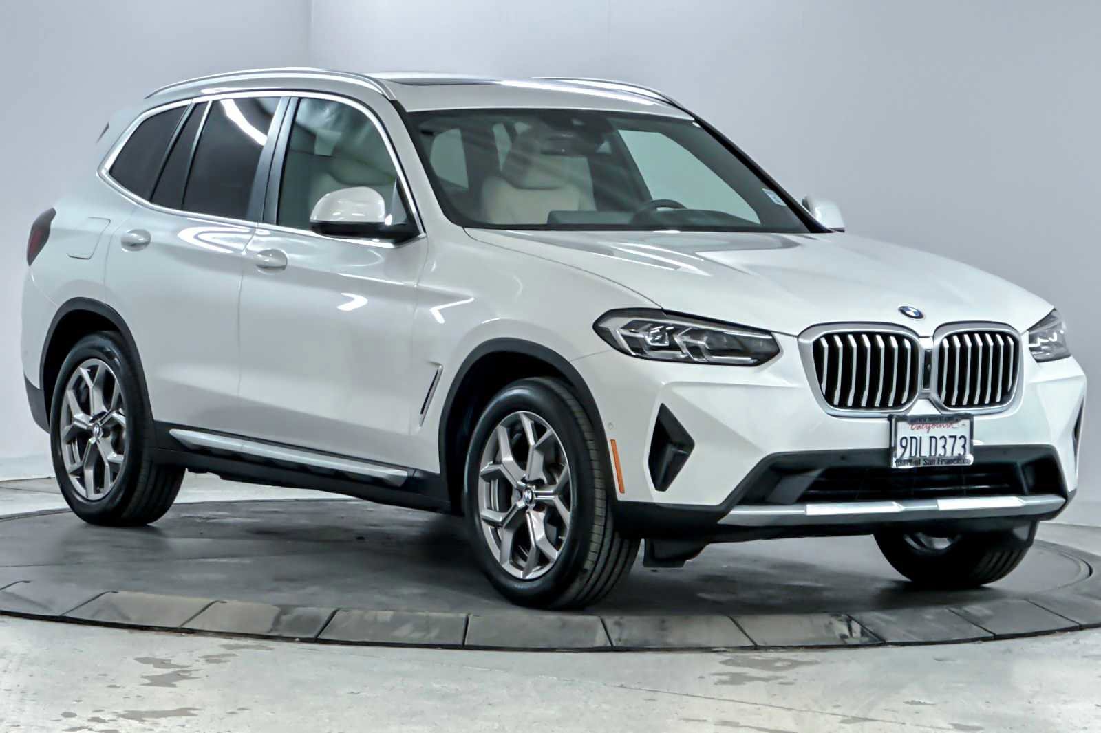 Used 2023 BMW X3 xDrive30i w/ Premium Package image 9