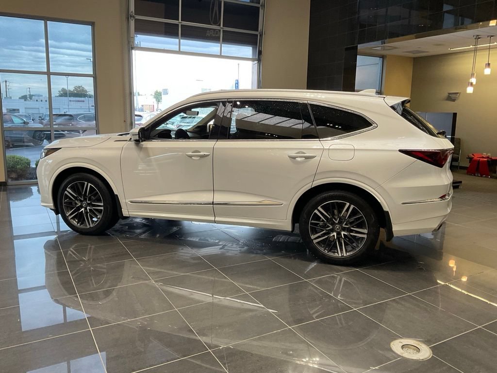 Certified 2026 Acura MDX w/ Advance Package AWD/4WD image 5