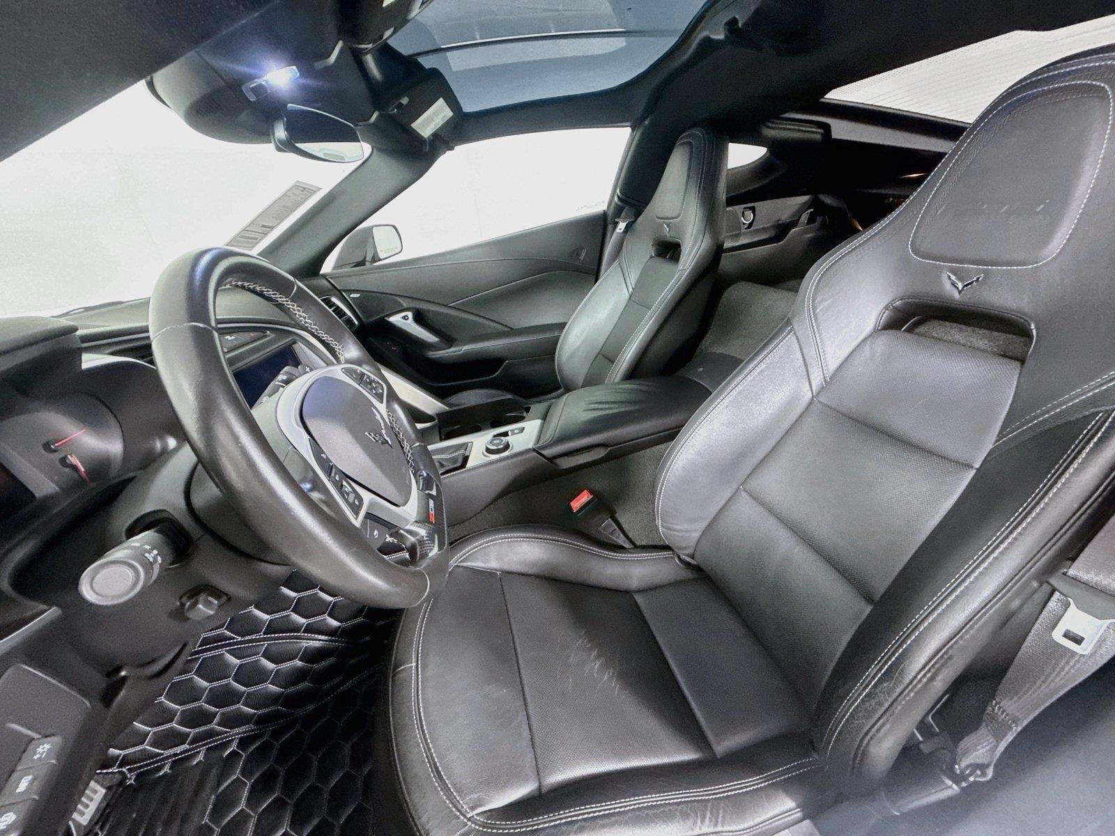 Used 2016 Chevrolet Corvette Z06 w/ 2LZ Preferred Equipment Group RWD image 3