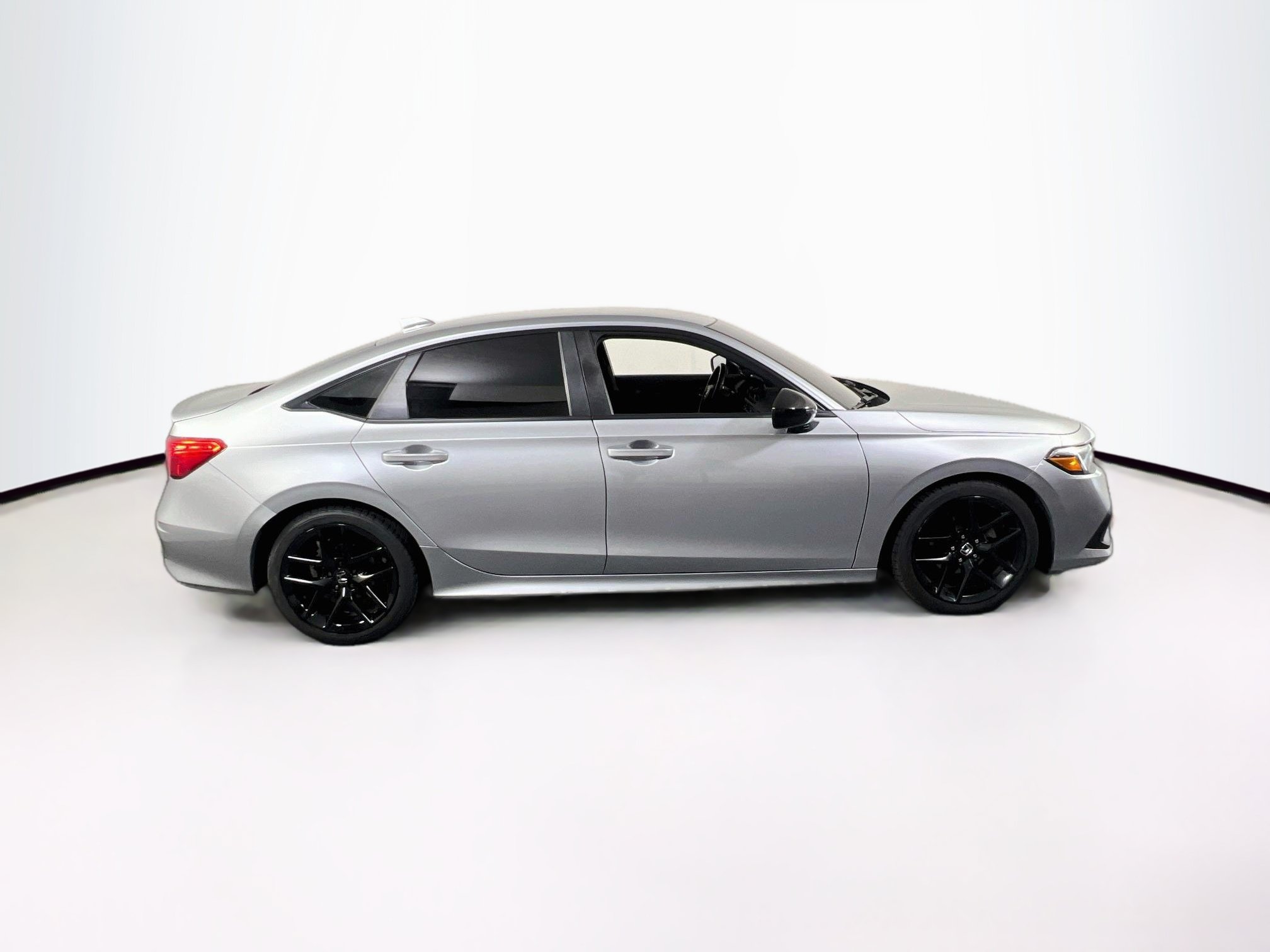 Used 2022 Honda Civic Sport image 4