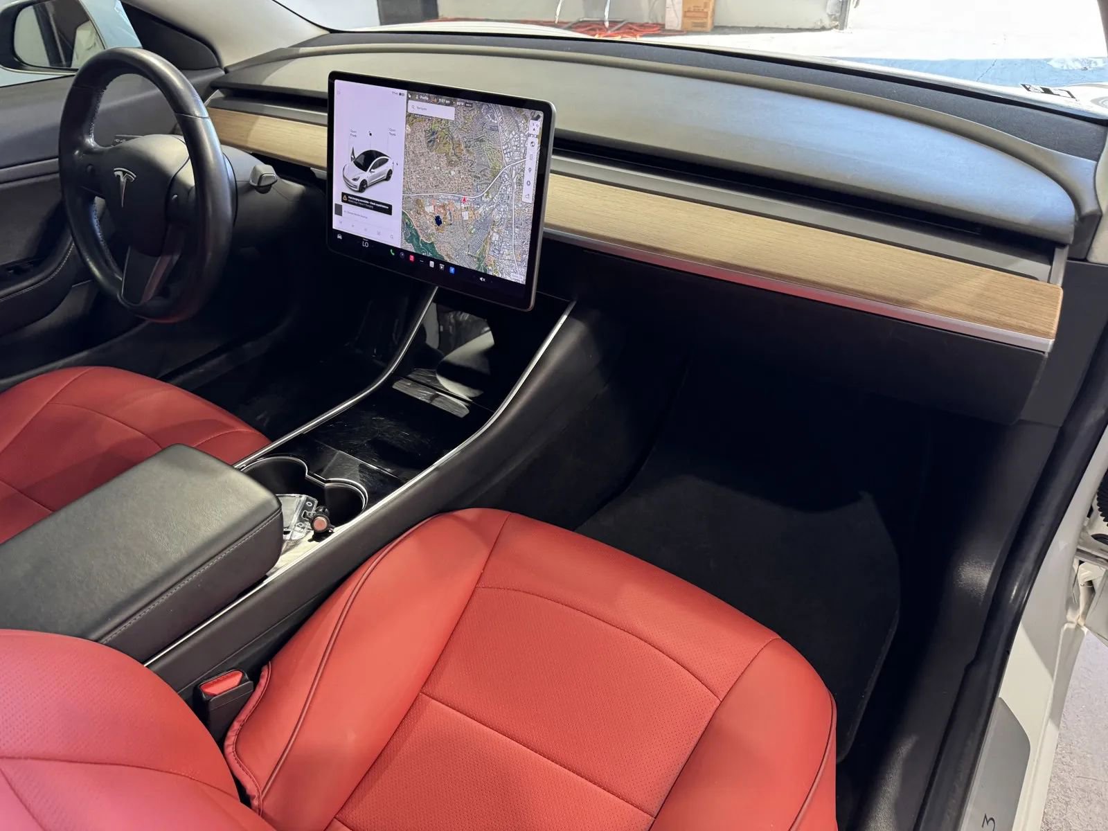 Used 2017 Tesla Model 3 Long Range RWD image 5