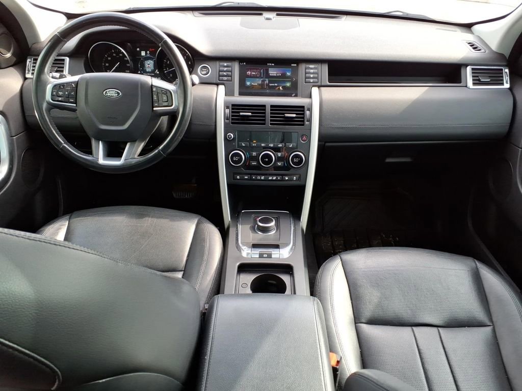 Used 2018 Land Rover Discovery Sport HSE image 25
