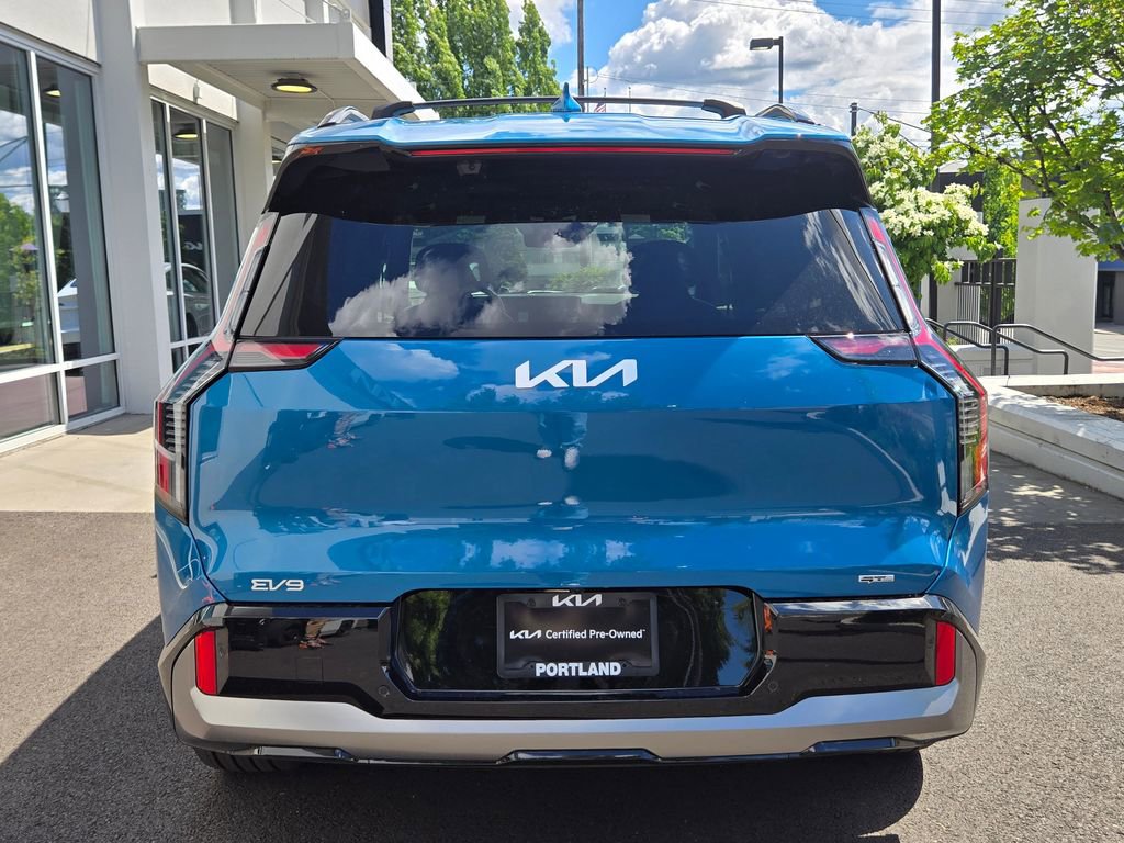 Certified 2024 Kia EV9 GT-Line AWD/4WD image 6