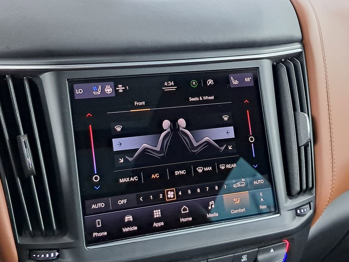 Used 2021 Maserati Levante S GranSport image 37
