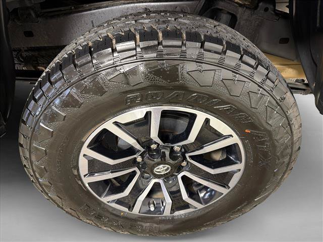 Used 2023 Toyota Tacoma TRD Sport RWD image 17