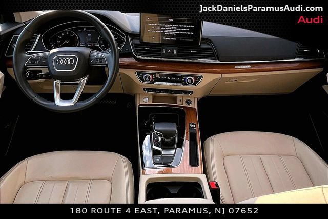 Certified 2023 Audi Q5 2.0T Premium w/ Convenience Package AWD/4WD image 13