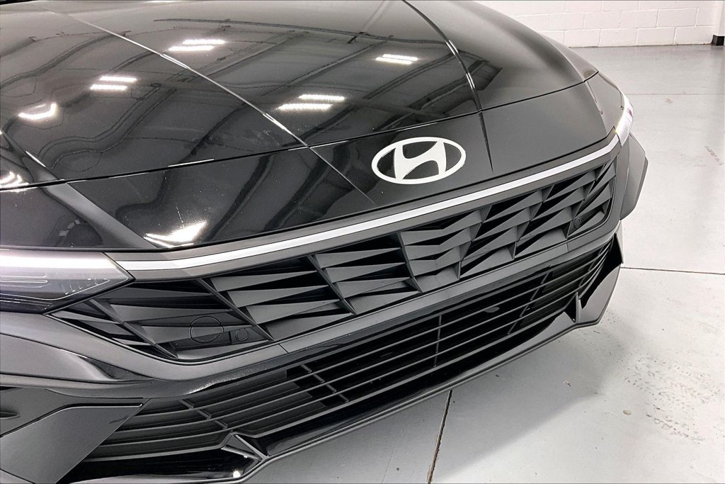 New 2026 Hyundai Elantra SEL Sport Premium FWD image 26