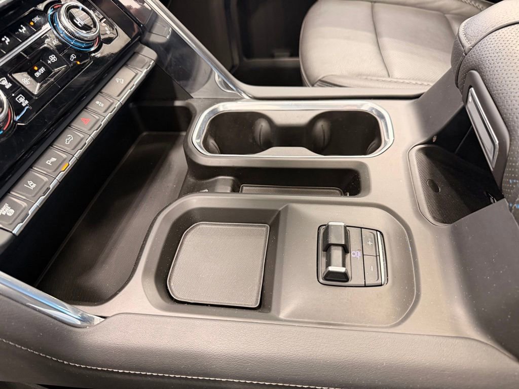 Used 2024 GMC Sierra 2500 Denali w/ Denali Reserve Package image 44