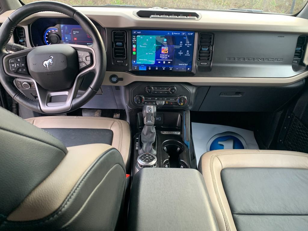 Used 2022 Ford Bronco Wildtrak image 16