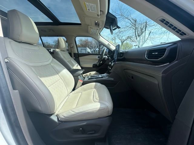 Used 2021 Ford Explorer Platinum w/ Equipment Group 601A image 31