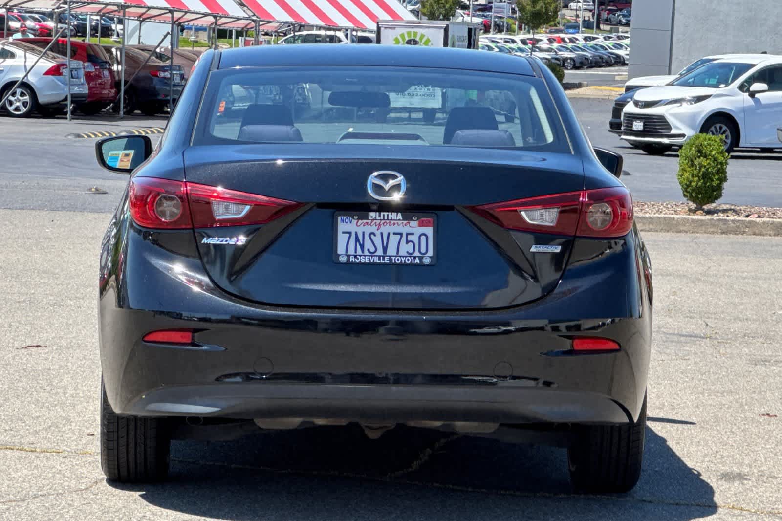 Used 2016 MAZDA MAZDA3 i Sport FWD image 8