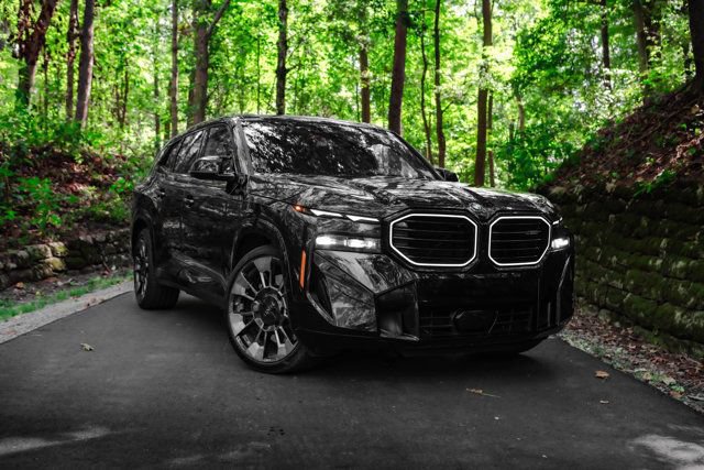 Used 2023 BMW XM AWD/4WD image 2