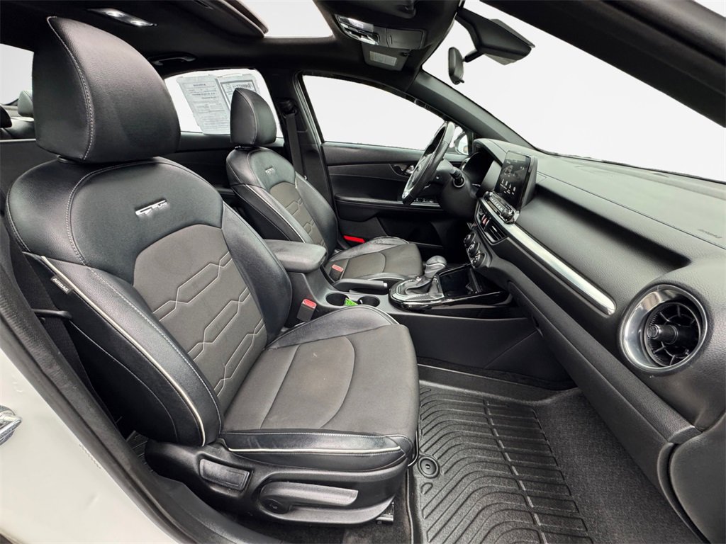 Used 2020 Kia Forte GT-Line w/ GT-Line Premium Package image 30