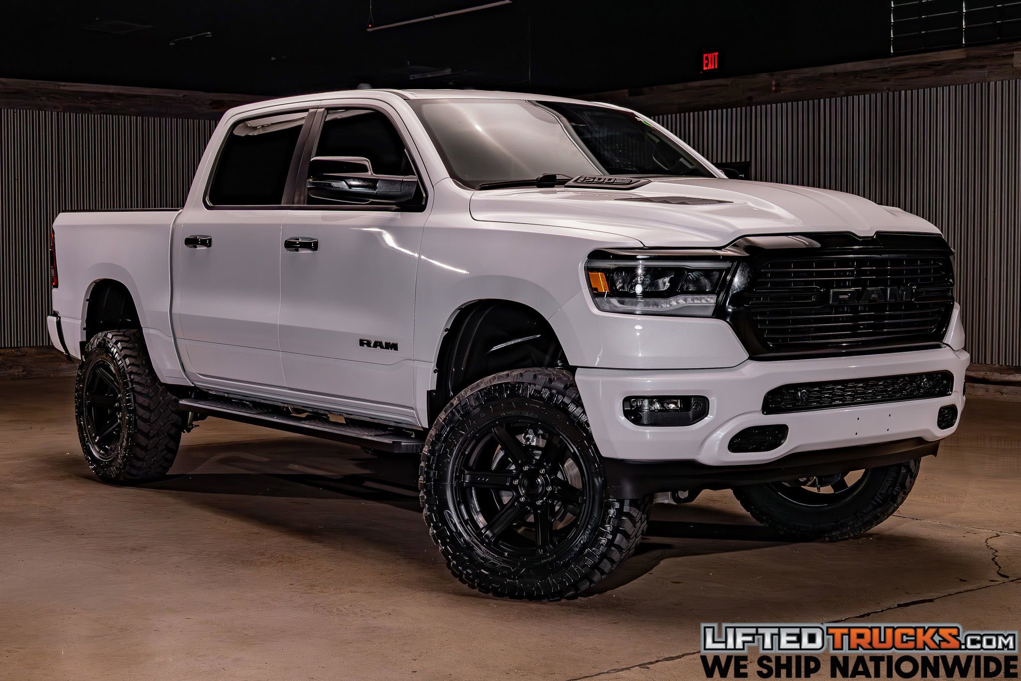 Used 2024 RAM 1500 Laramie AWD/4WD video 1