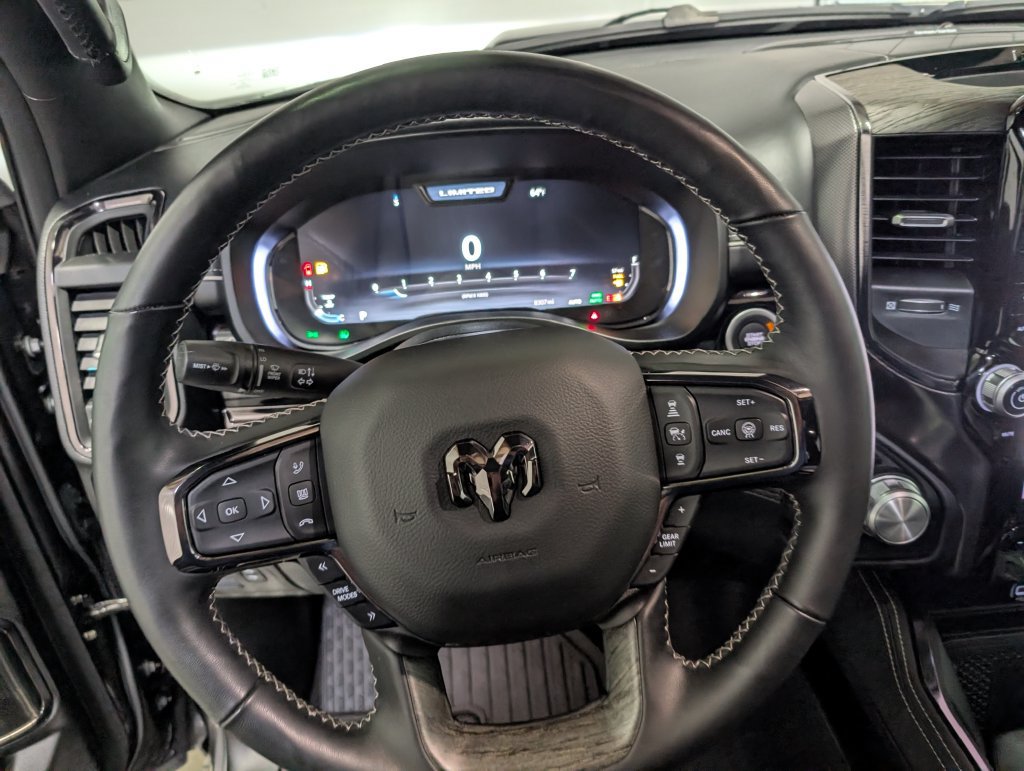 Used 2026 RAM 1500 Limited AWD/4WD image 19