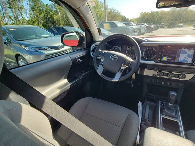 Used 2020 Toyota Tacoma SR5 RWD image 7