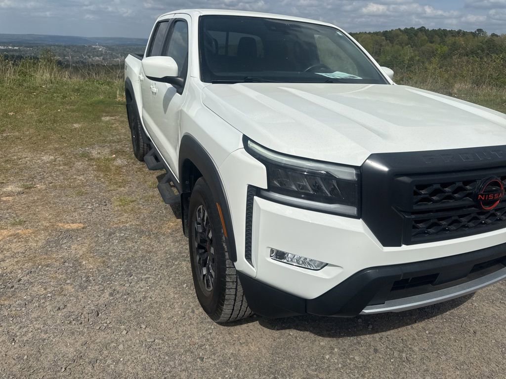 Used 2022 Nissan Frontier Pro-X image 3