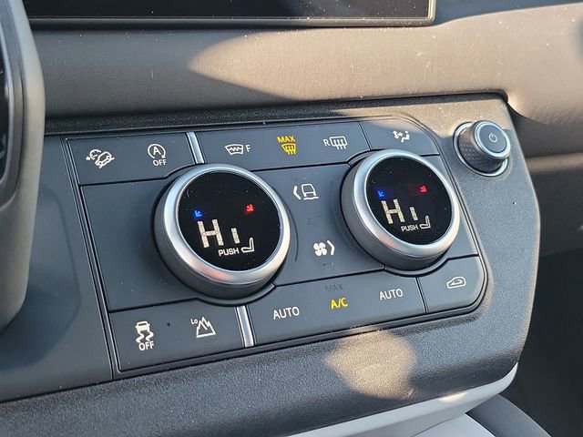 Certified 2025 Land Rover Defender 110 S image 33