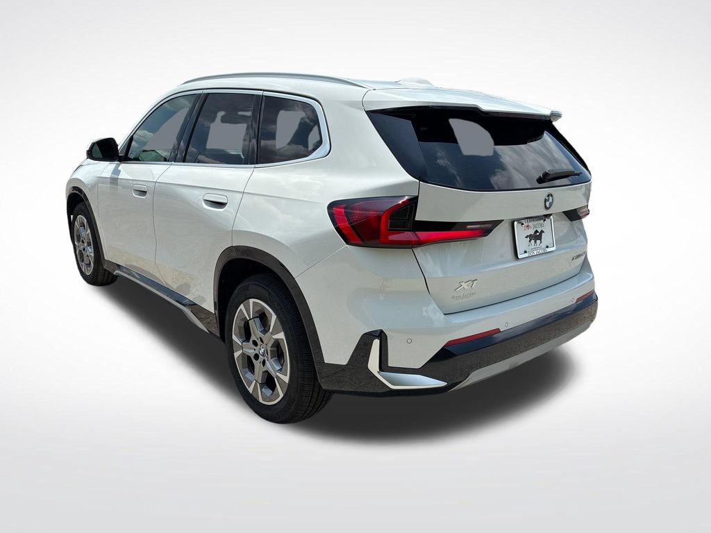 New 2026 BMW X1 xDrive28i w/ Technology Package AWD/4WD image 5