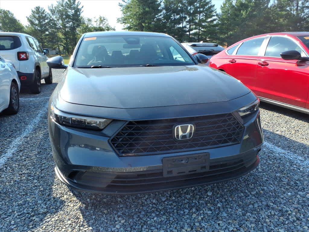 Used 2024 Honda Accord EX image 9