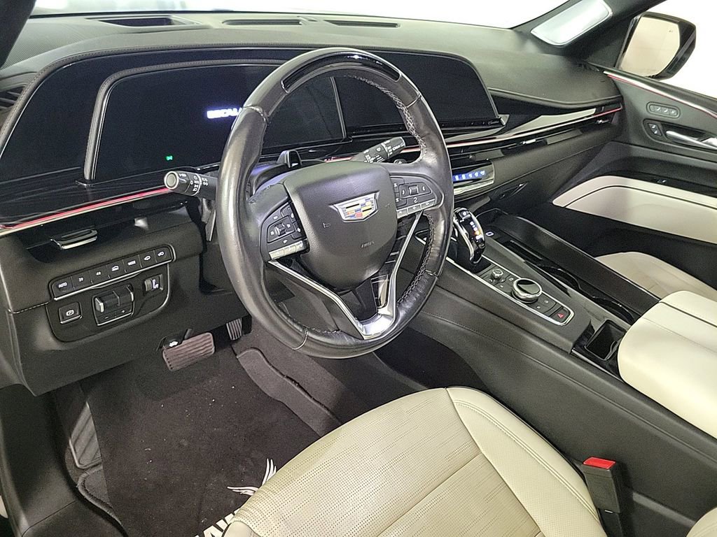Used 2023 Cadillac Escalade Sport w/ LPO, ONYX Package image 11