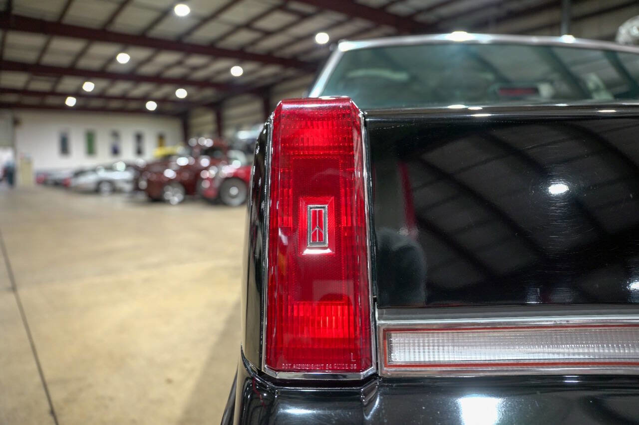 Used 1987 Oldsmobile Cutlass Supreme Salon image 37