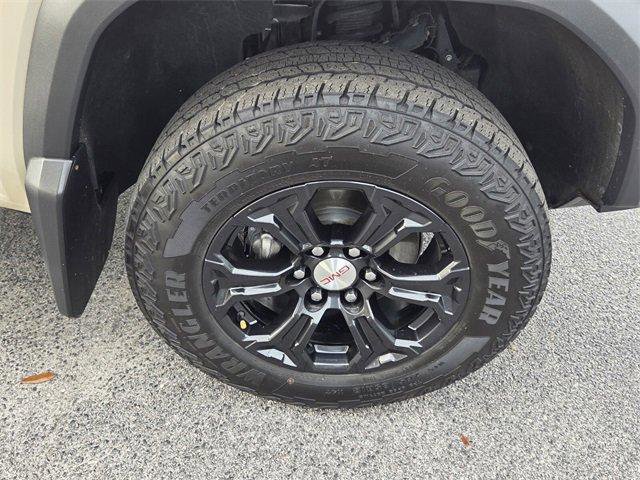 Certified 2024 GMC Canyon Elevation w/ Convenience Package image 16