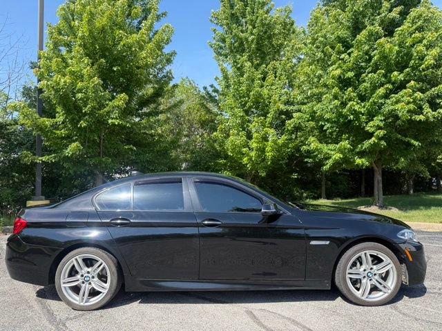 Used 2015 BMW 550i xDrive Sedan AWD/4WD image 2