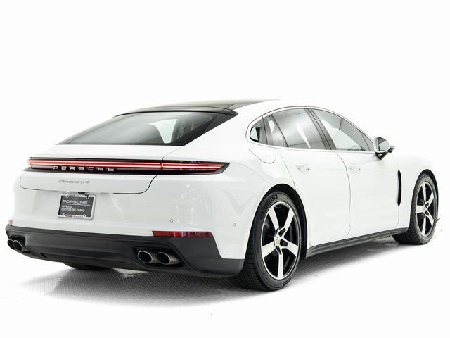 Certified 2025 Porsche Panamera 4 image 34