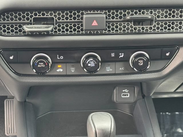 Certified 2025 Honda HR-V Sport image 18