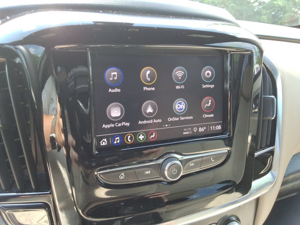 Certified 2023 Chevrolet Traverse LS FWD image 30