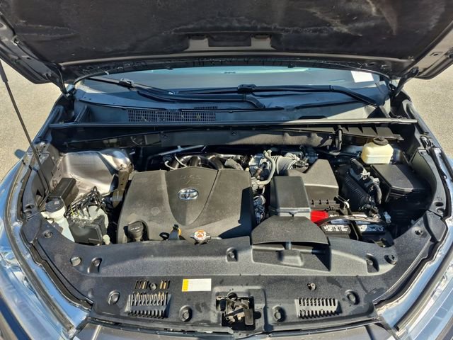 Used 2019 Toyota Highlander XLE AWD/4WD image 20