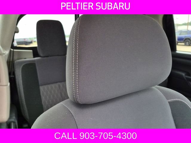 Used 2023 Nissan Titan S RWD image 12