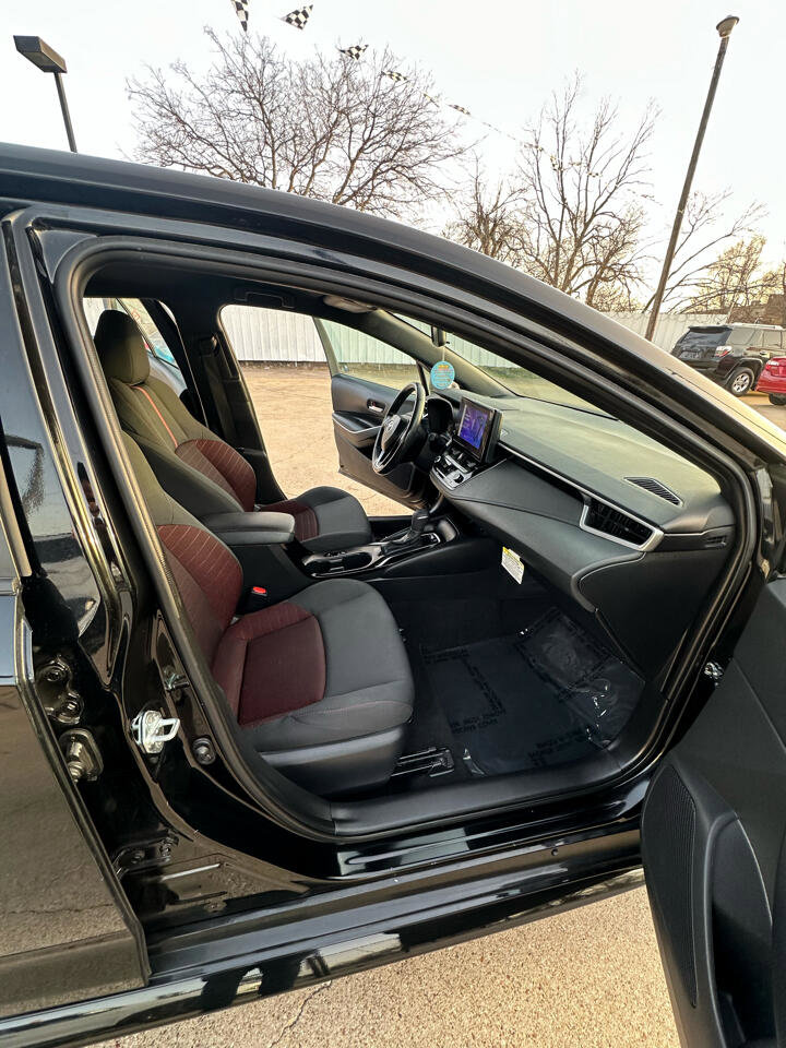 Used 2024 Toyota Corolla Sedan w/ SE Convenience Package image 10