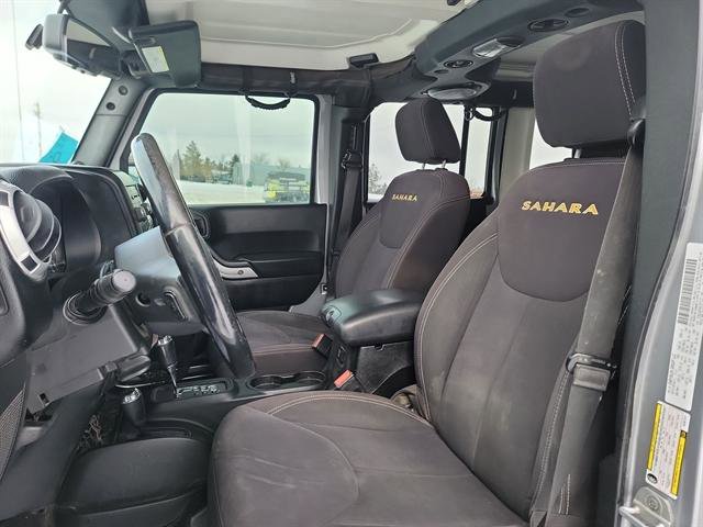 Used 2013 Jeep Wrangler Unlimited Sahara image 11