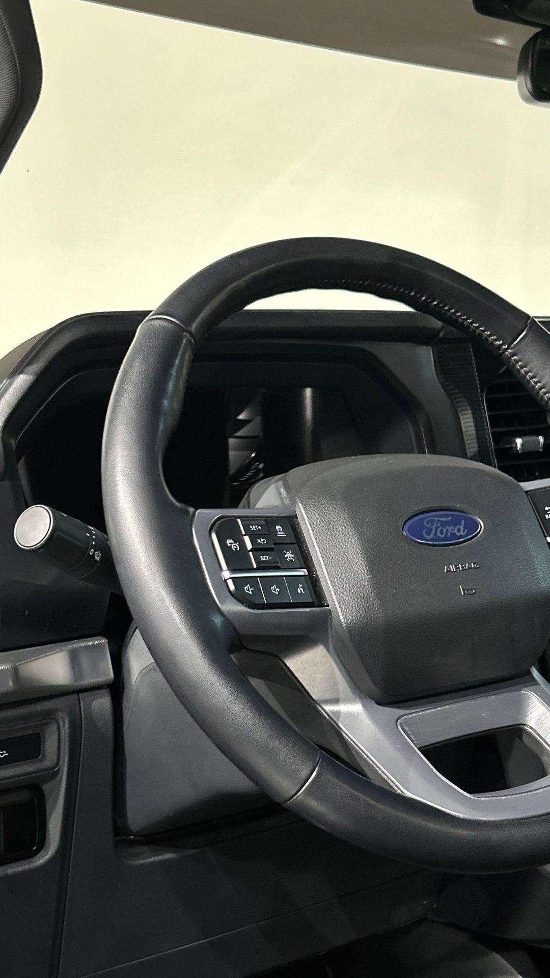 Used 2024 Ford F150 Lariat w/ Equipment Group 502A High AWD/4WD image 49