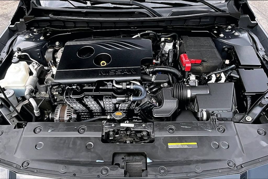 Used 2020 Nissan Altima 2.5 SV FWD image 5