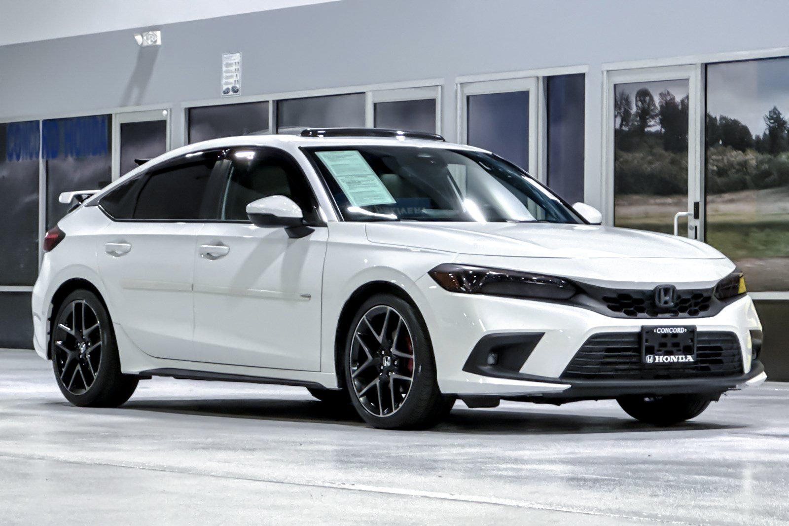 Used 2024 Honda Civic Sport Touring image 7