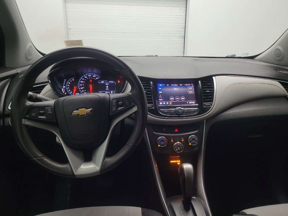 Used 2020 Chevrolet Trax LT w/ Driver Confidence Package image 22