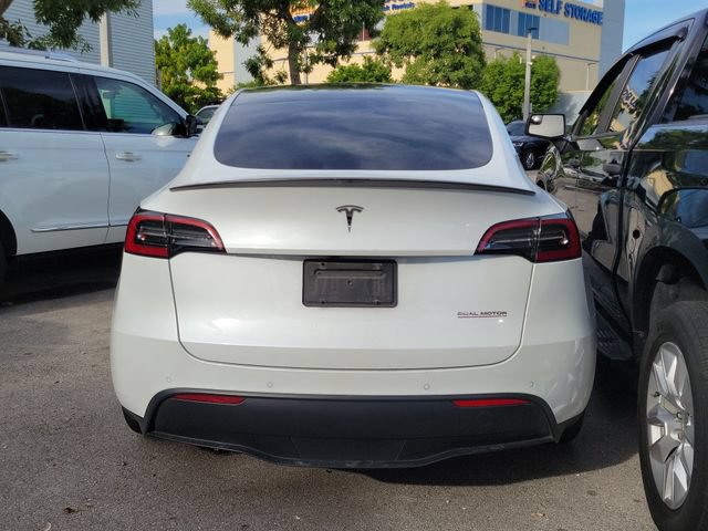 Used 2022 Tesla Model Y Performance AWD/4WD image 4